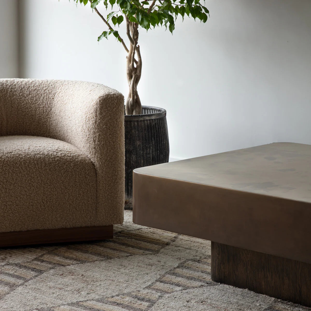 Marseille Club Chair, Large